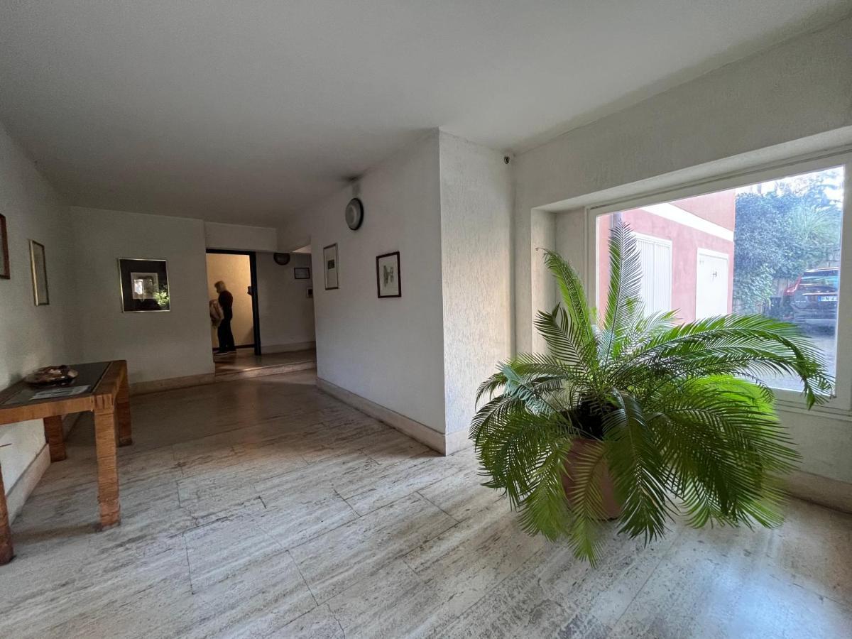 Monolocale A Mostacciano Apartment Rome Bagian luar foto