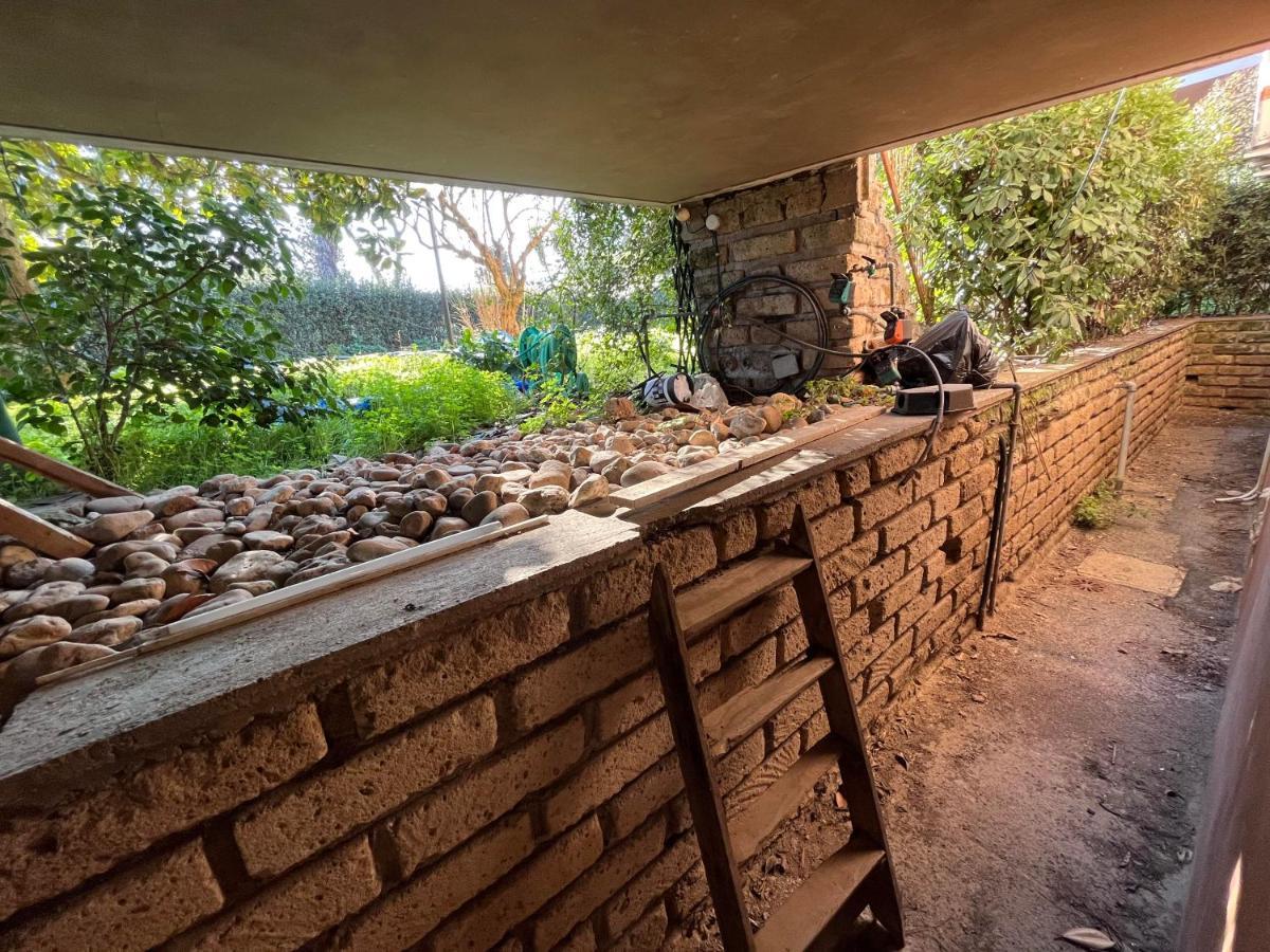 Monolocale A Mostacciano Apartment Rome Bagian luar foto