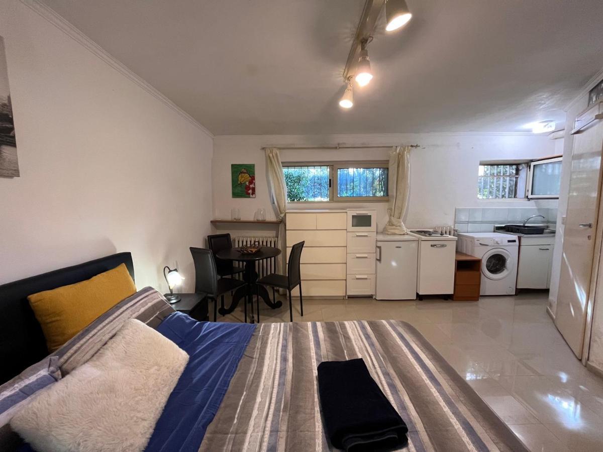 Monolocale A Mostacciano Apartment Rome Bagian luar foto