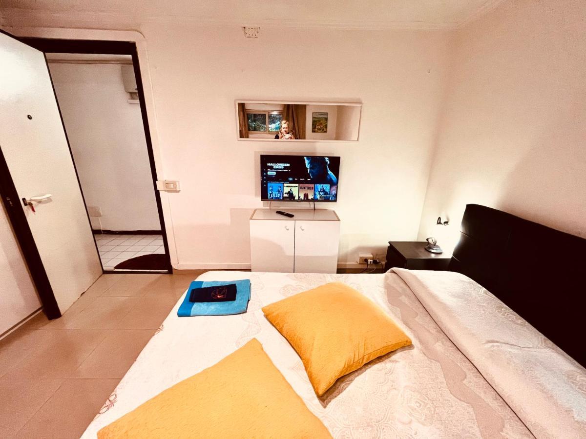 Monolocale A Mostacciano Apartment Rome Bagian luar foto